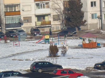 28 dekemvri Ignajden Cveti Pletivo