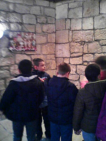 9 12 15 detca na izlojva3